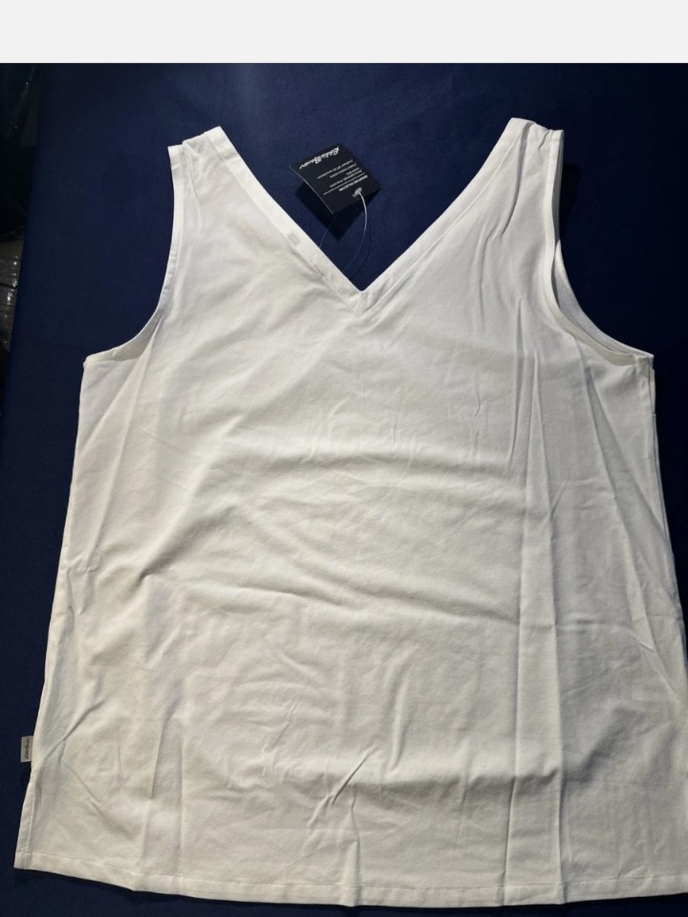 Eddie Bauer White V-Neck Sleeveless Cotton Tank